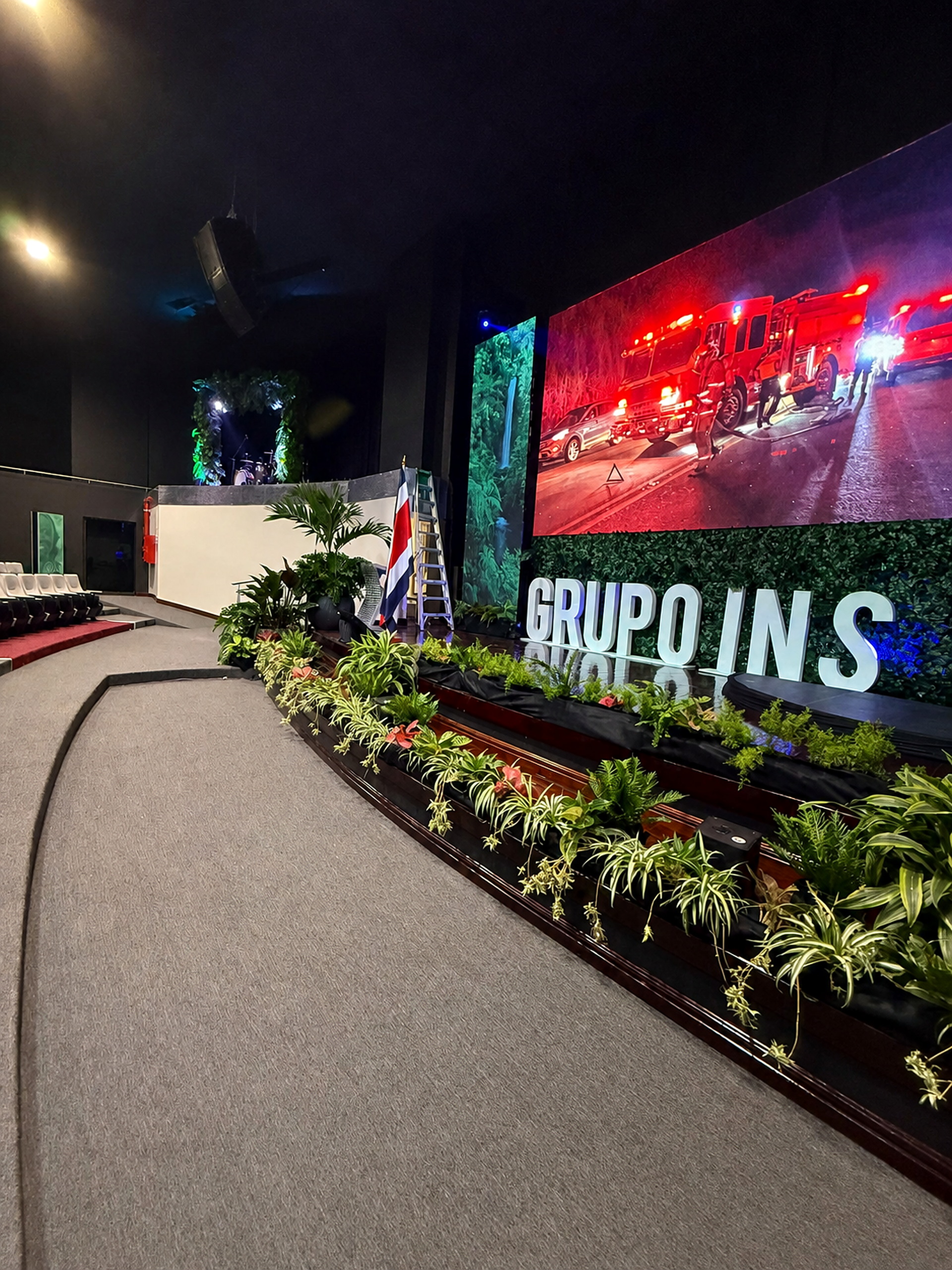 Fotografía de evento con alquiler de plantas de Green Shades